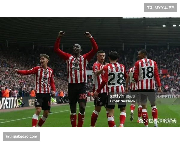 布莱顿主场迎战桑德兰，三笘薫回归增强左路突破